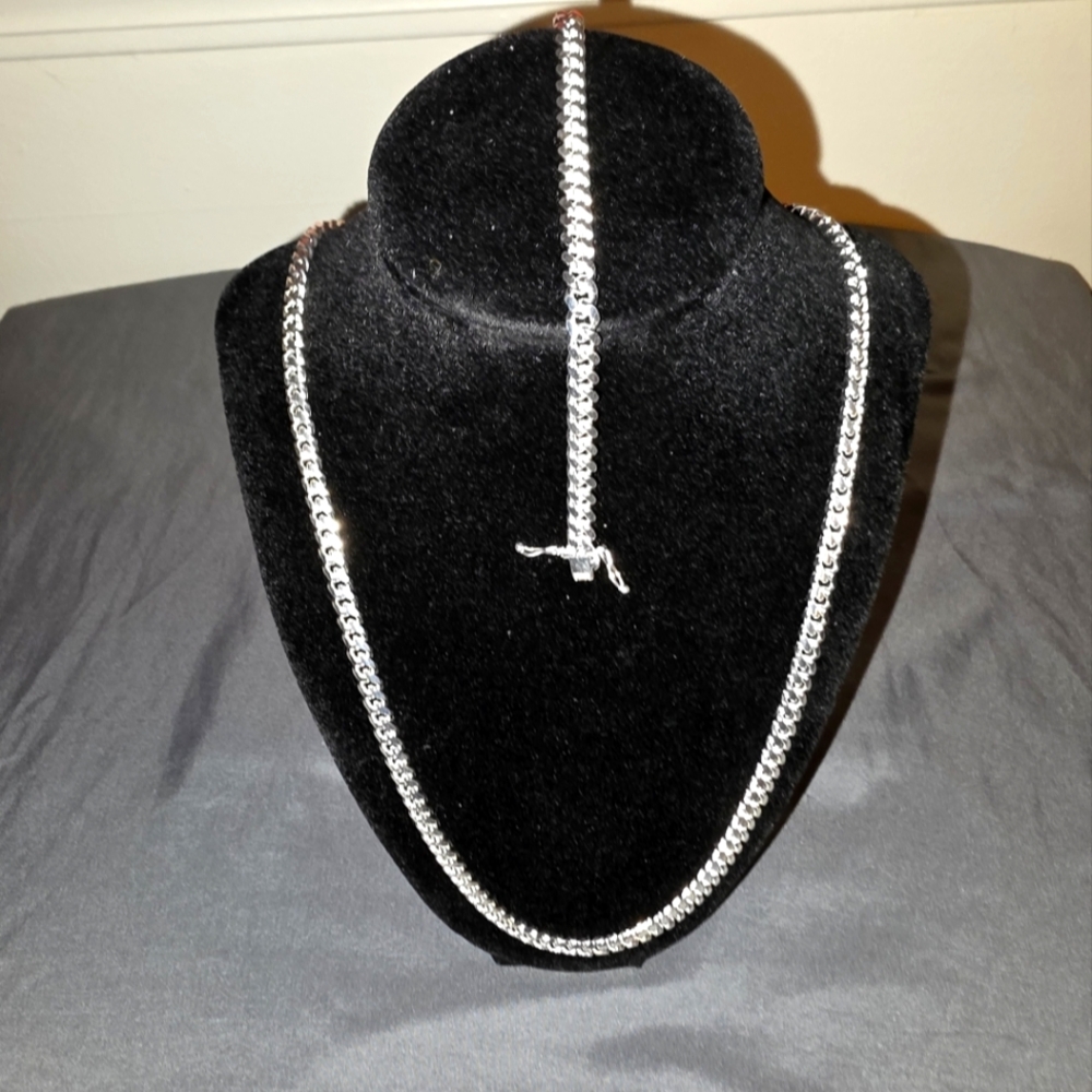 THE PERFECT VALENTINES GIFT FOR YOUR MAN (Cuban Chain & Cuban Link Bracelet Set)